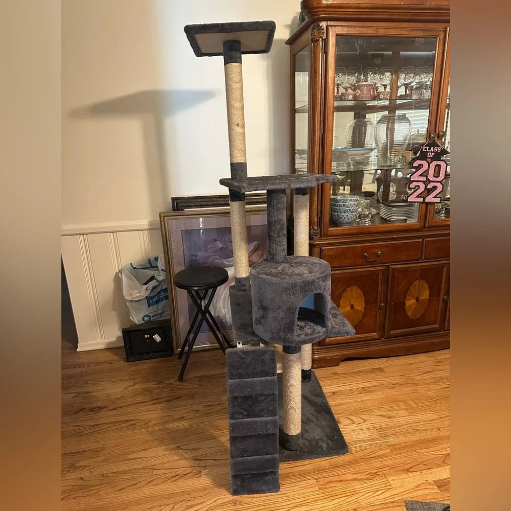 Whisker City Cat Tree with instructions